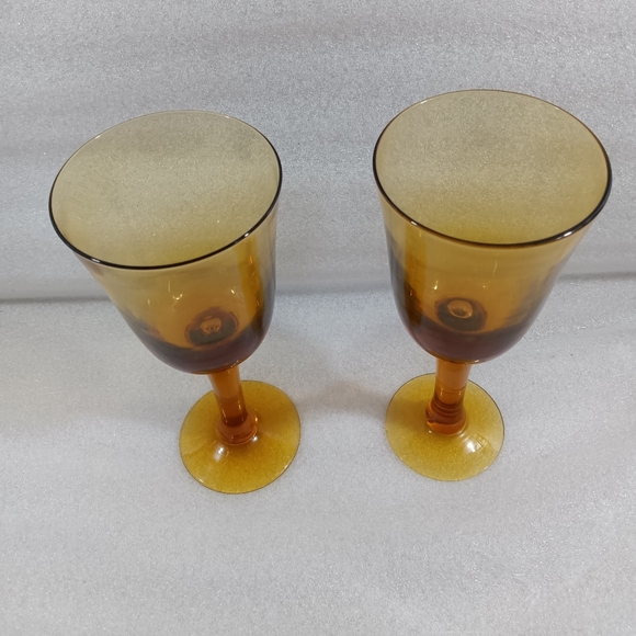 2 Hand Blown MCM Retro Stemmed Amber Glasses Water Wine Glasses - Picture 4 of 6